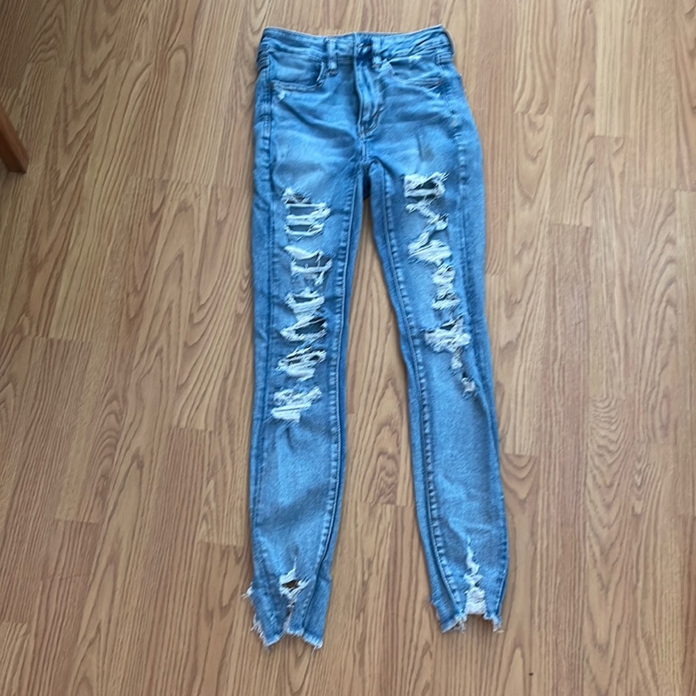 American eagle next level stretch distressed high rise jeggings size 2